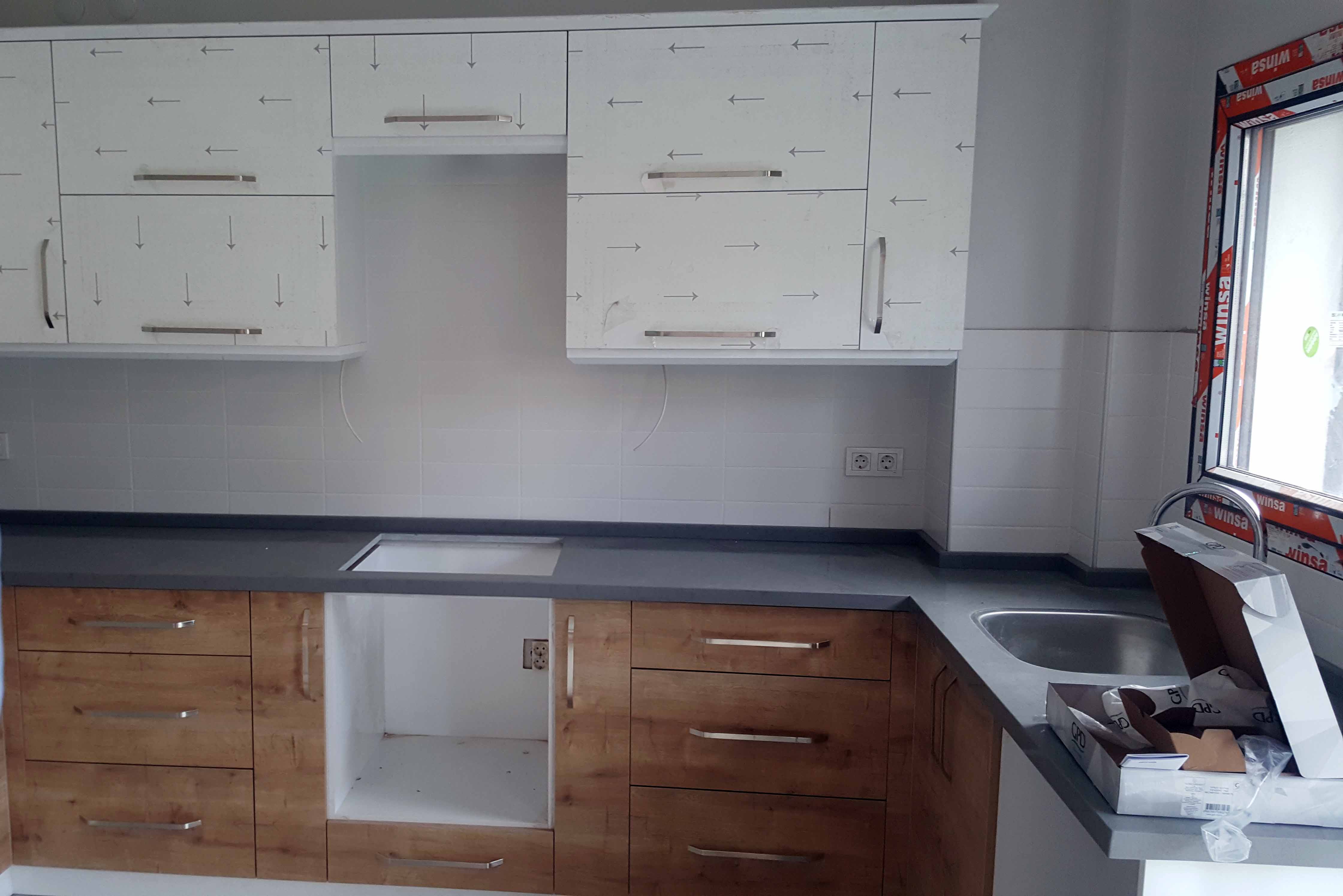 -- Mimar S. Korhan Günsor (c)